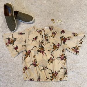 Cutie Cropped Top 🌸